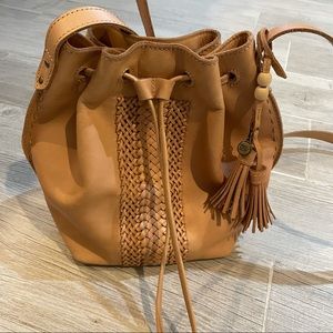 The Sak Drawstring Bucket Crossbody Tan Leather